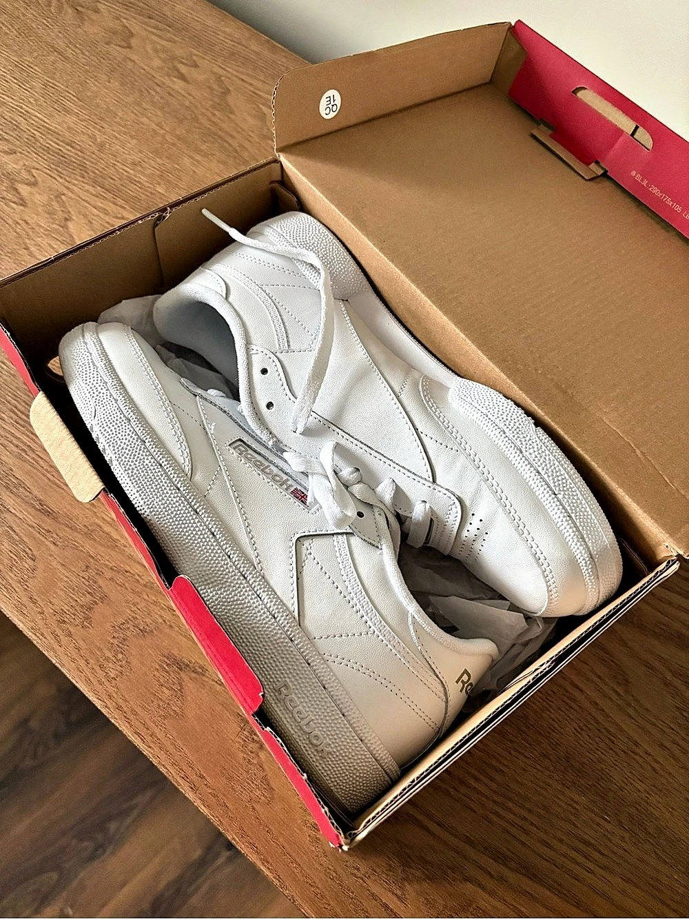 Reebok Club C 85 Women's White Sneakers US 8.5 Like New